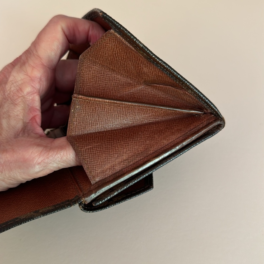 LV MONO TWO SNAP COMPACT WALLET - Picture 11 of 13